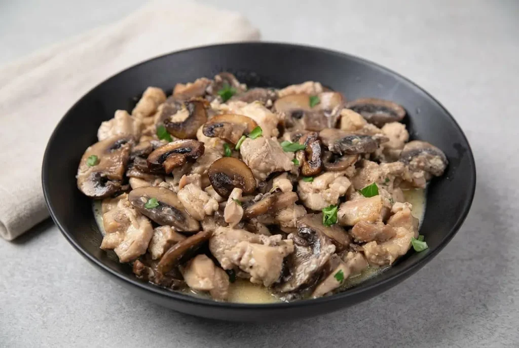 Keto Chicken and Mushrooms